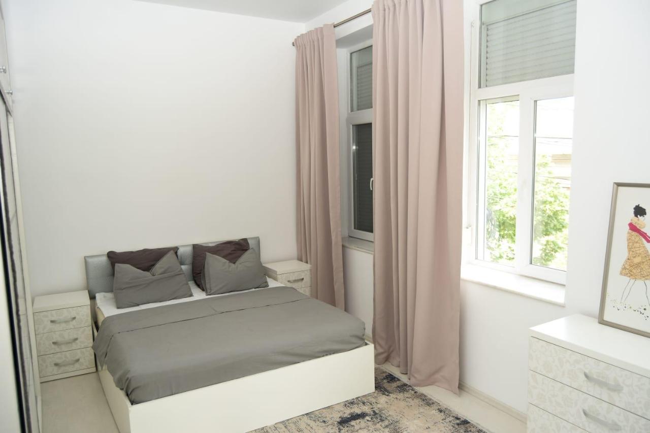Cozzy Inn City Centre Констанца Екстериор снимка